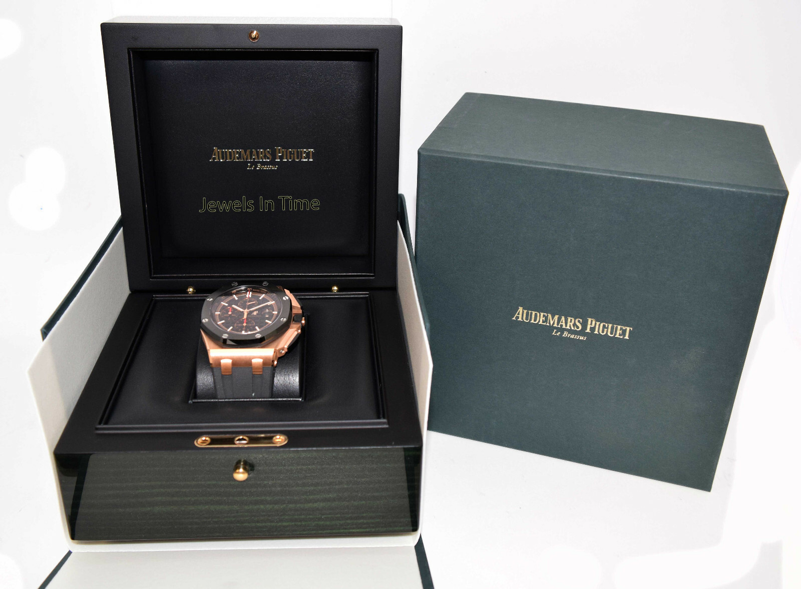 Audemars Piguet Royal Oak Offshore Chronograph 44mm 18K RG 26401RO.OO.A002CA.02 Audemars Piguet Royal Oak Offshore Chronograph 44mm 18K RG 26401RO.OO.A002CA.02