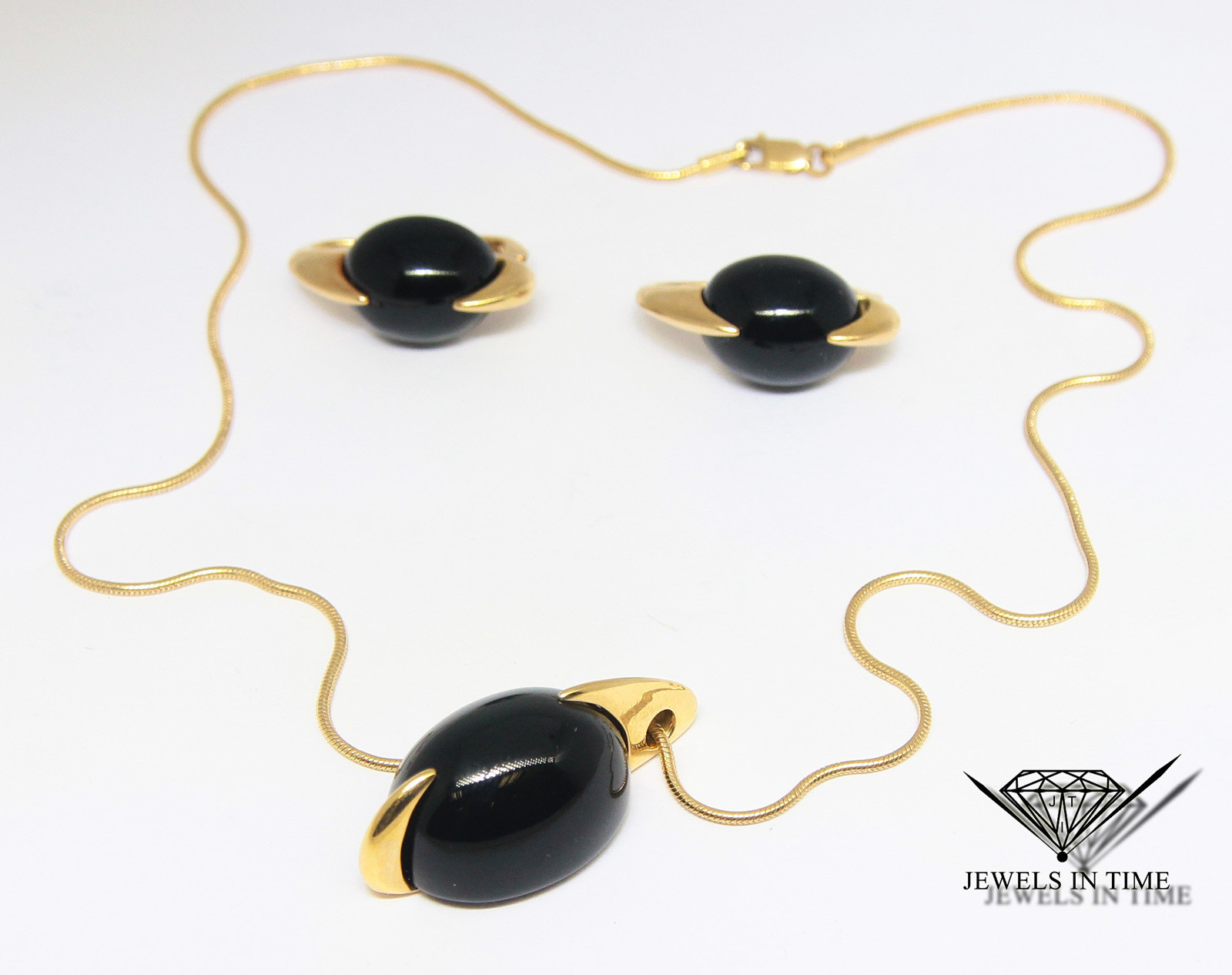 Tito Pedrini Black Onyx Gemstone in 18k Yellow Gold Necklace & Earrings Set
