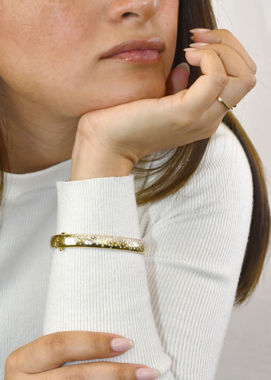 Kat Florence Sodapop D Flawless Diamond 18k Yellow Gold Bangle Bracelet