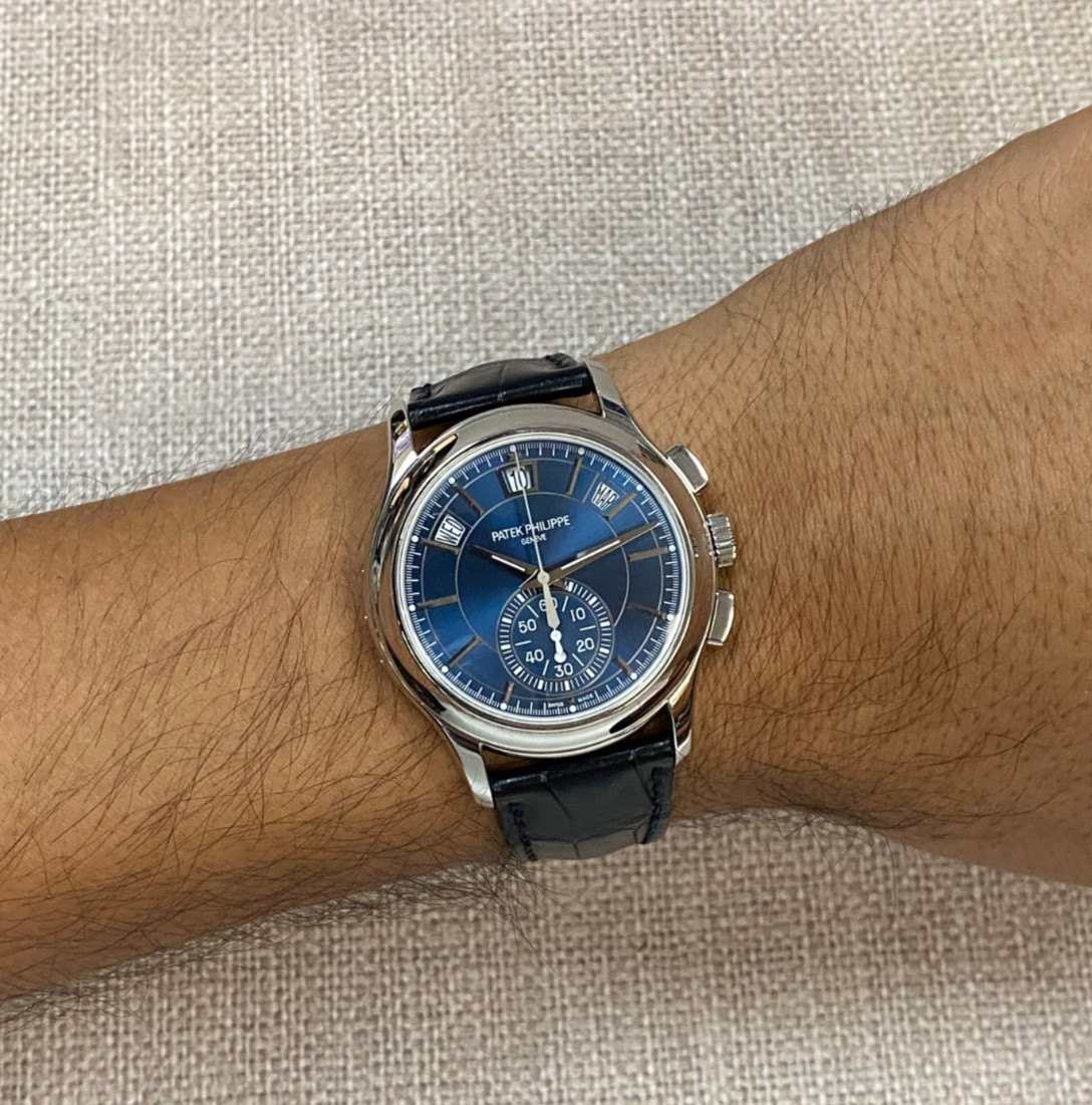 Patek Philippe 5905 Annual Calendar Chronograph Platinum Mens 42mm Watch 5905P