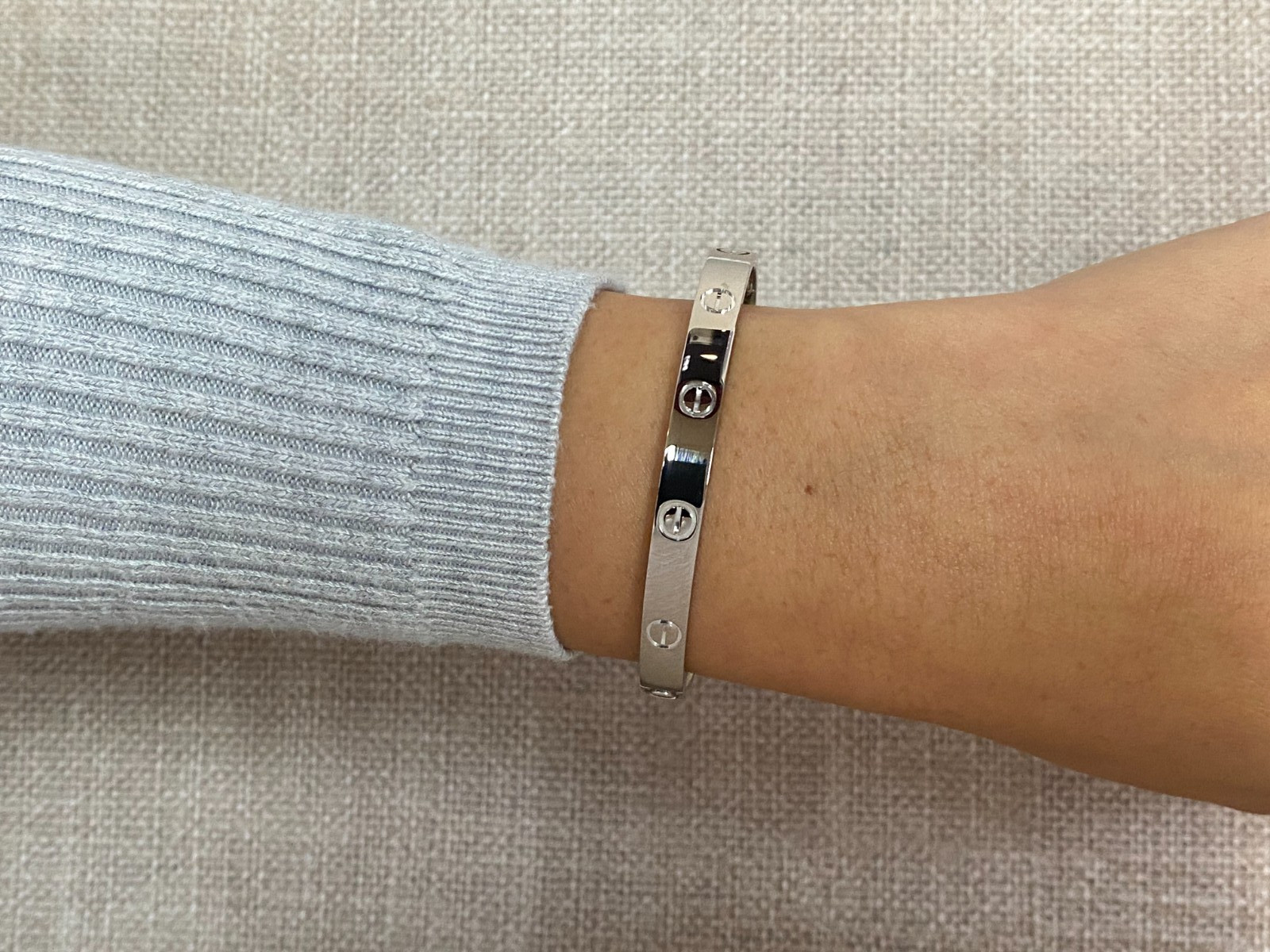 Cartier Love Bracelet Classic Size 18cm 18k White Gold Box/Papers '19 B6067618