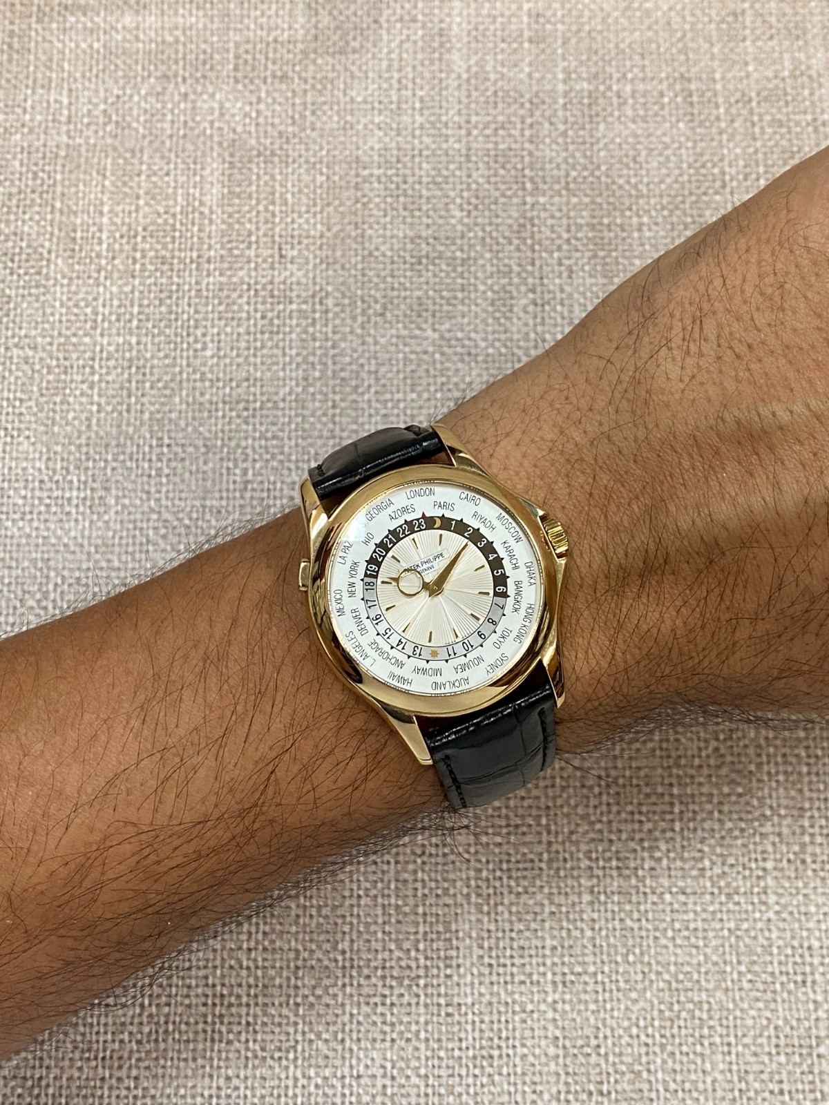 Patek Philippe World Time 5130 Yellow Gold Complications Mens 39.5mm Watch 5130J