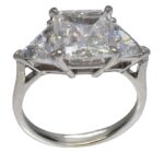 Cartier 3.40 ct Radiant-Cut Diamond Three-Stone Engagement Ring S. 6.5 +GIA Cartier 3.40 ct Radiant-Cut Diamond Three-Stone Engagement Ring S. 6.5 +GIA