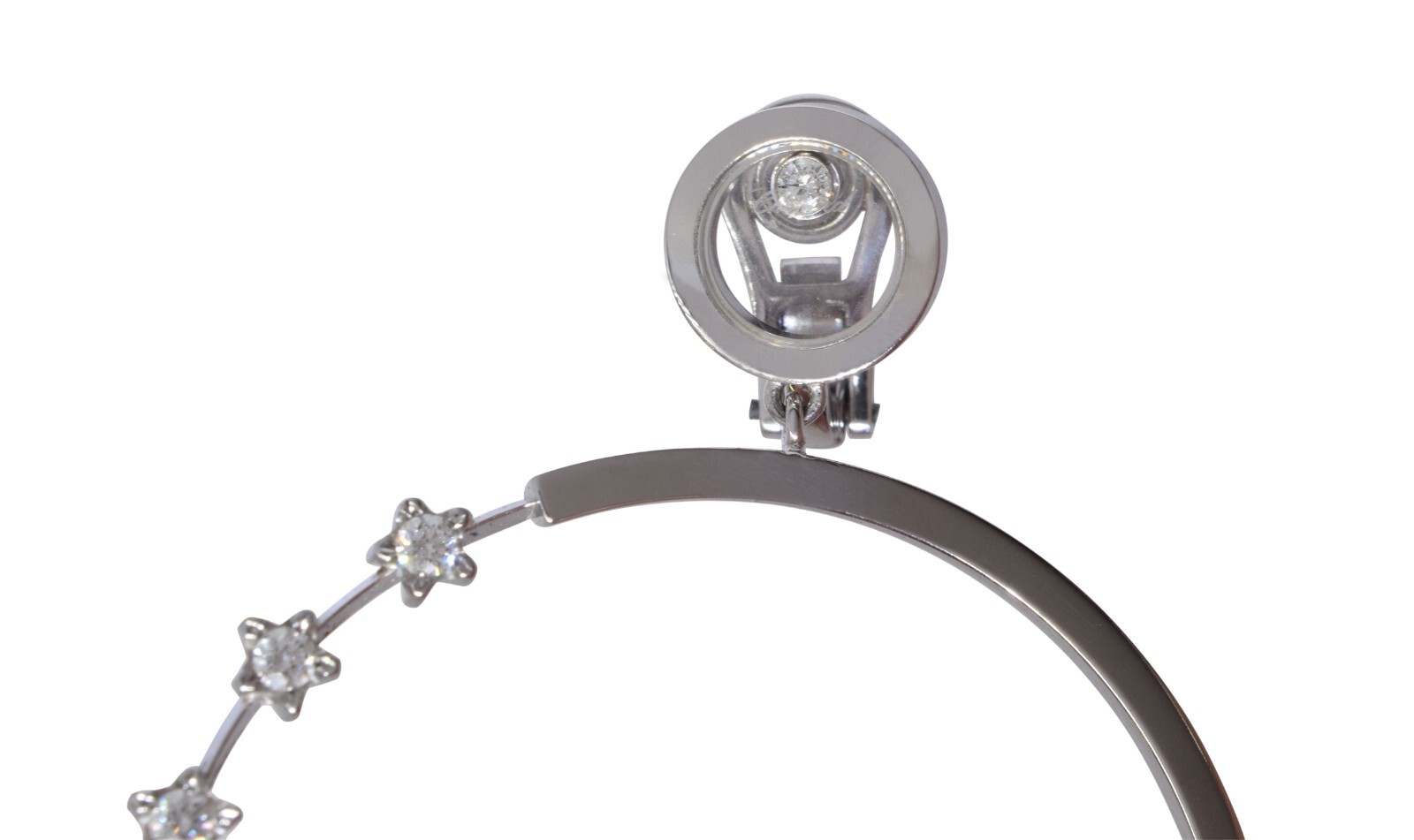 Chopard Happy Diamonds 18k White Gold 5 Diamond Star Hoop Earrings 847625-1001