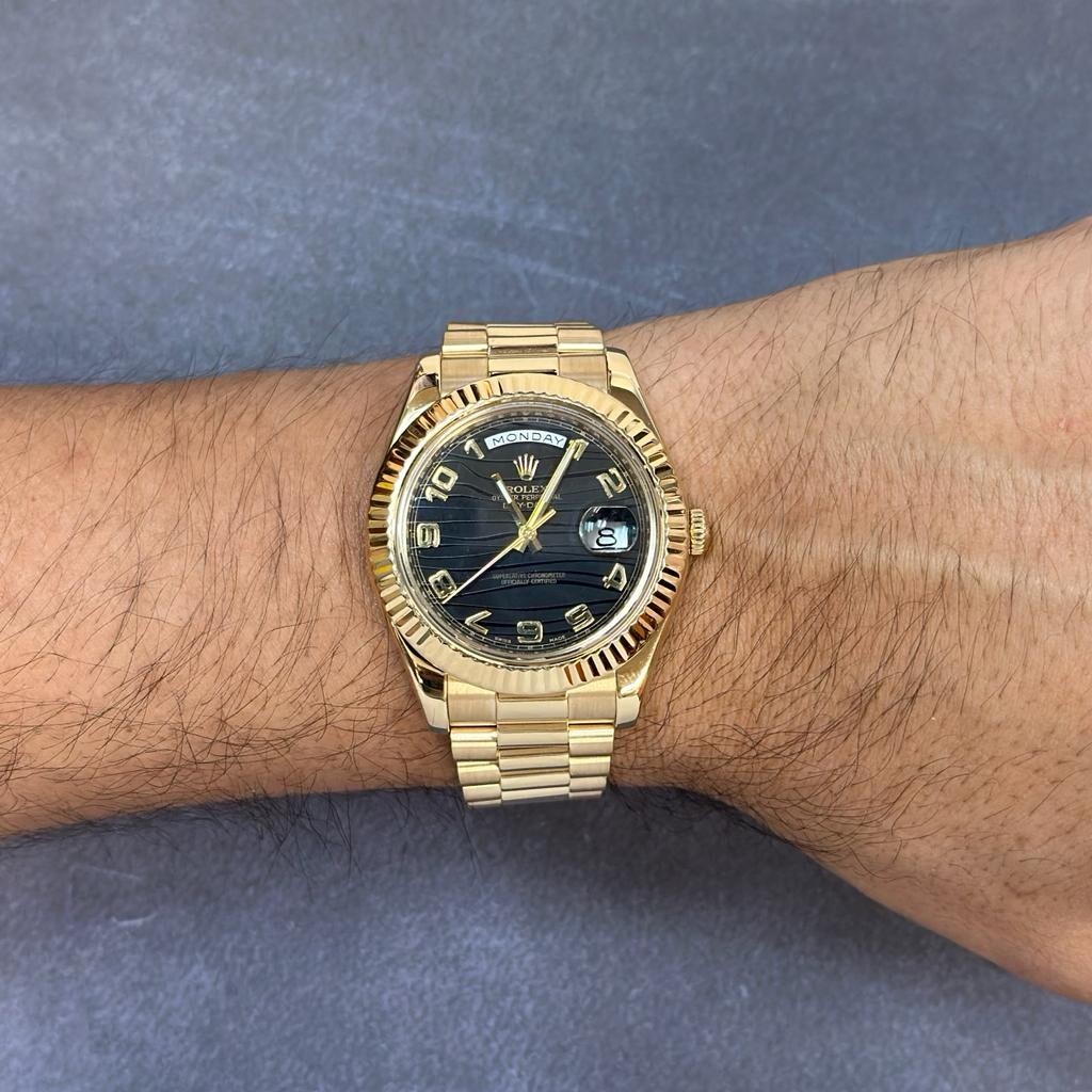 Rolex Day-Date II President 18k Yellow Gold Black Wave Arabic 41mm Watch 218238