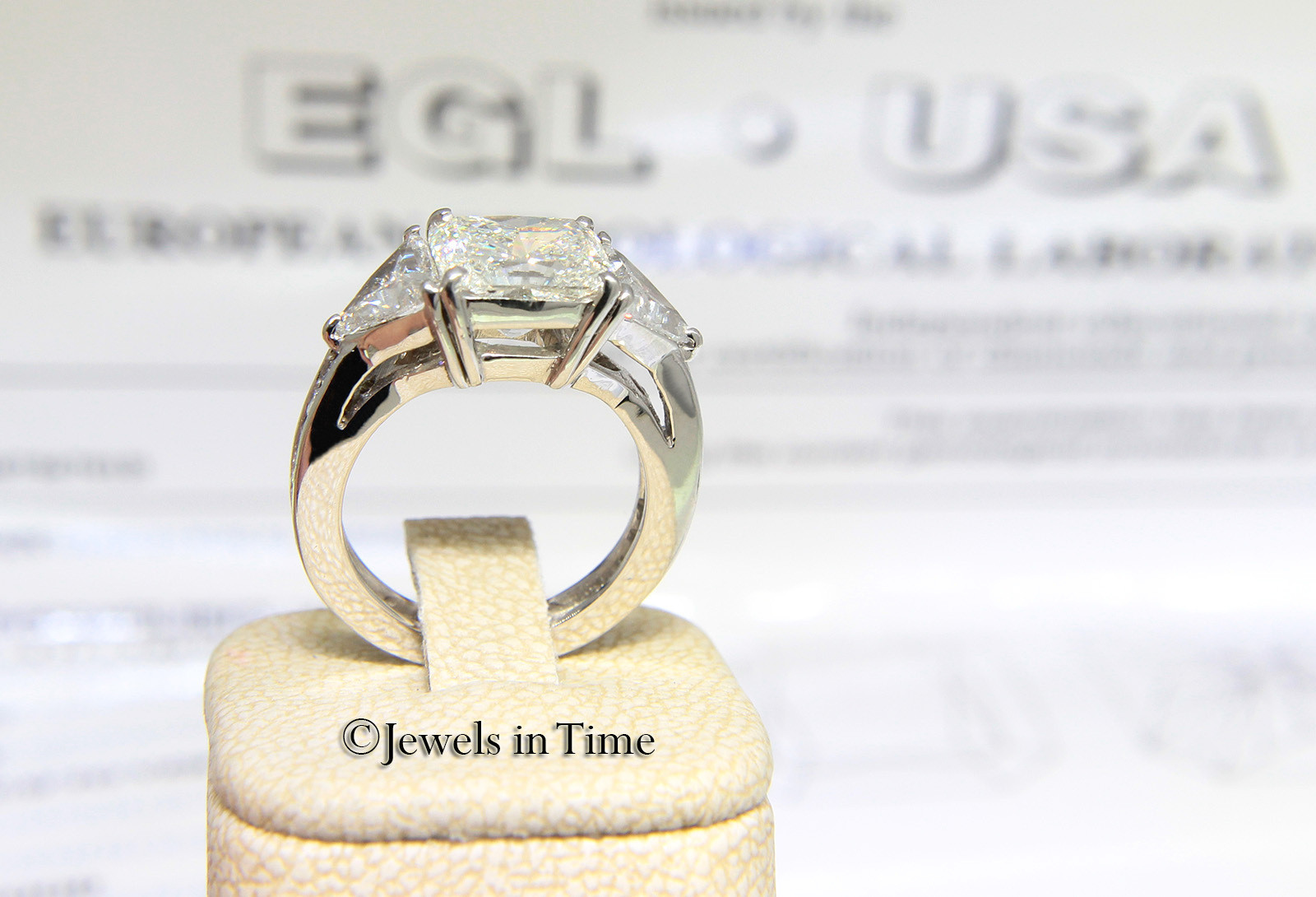 3.67 Carat Diamond Platinum Ladies Ring Size 6.5 + EGL Certificate