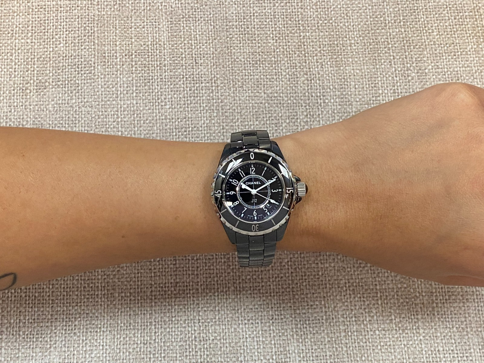 Chanel J12 Black Ceramic & Steel Ladies 33mm Quartz Watch +Box H0682