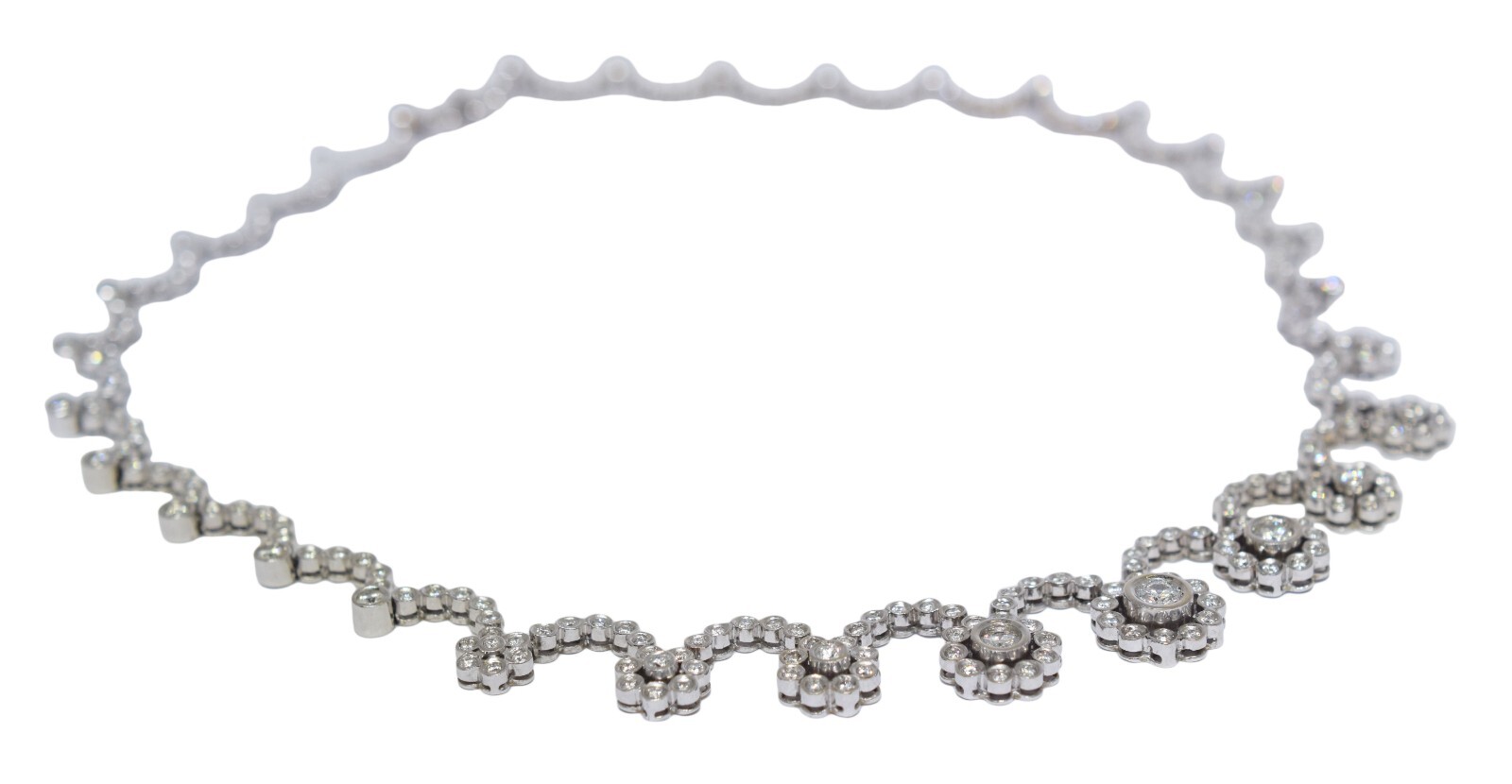 7.58 ct Diamond Flowers Motif 14k White Gold Necklace & Earrings Set