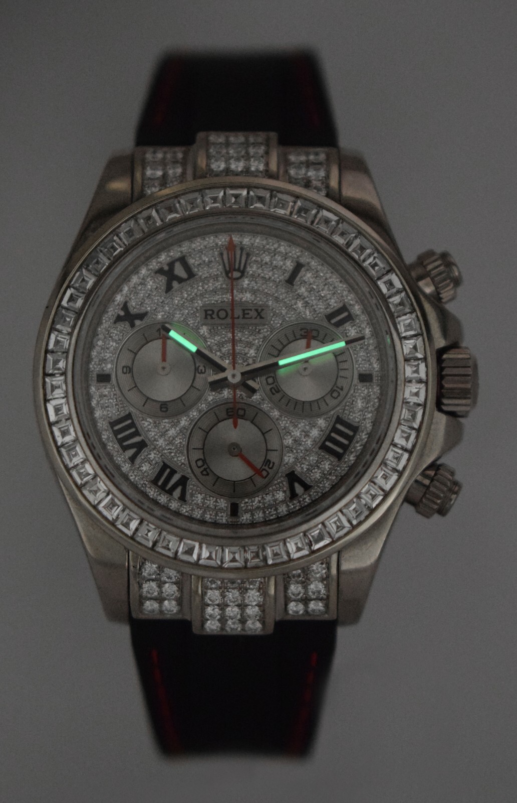 Rolex Daytona Chronograph 18k White Gold & Diamonds 40mm Watch Z 116519
