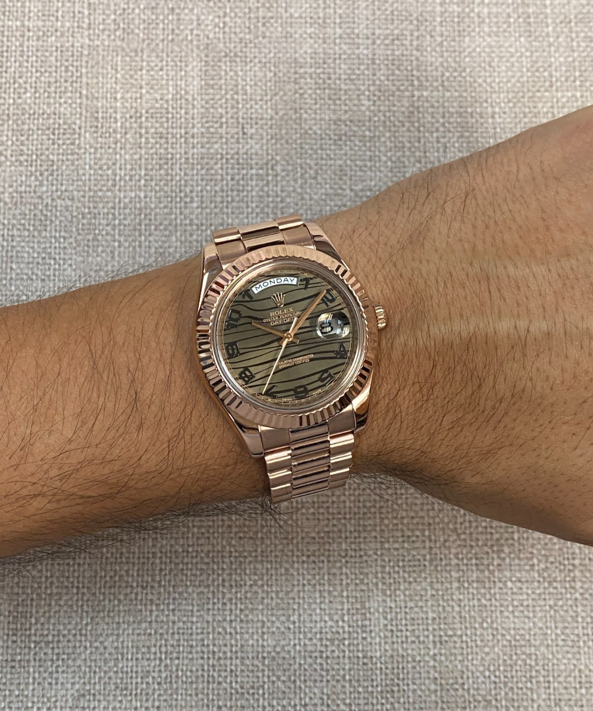 Rolex Day-Date II President 18k Rose Gold Bronze Wave Dial 41mm Watch V 218235