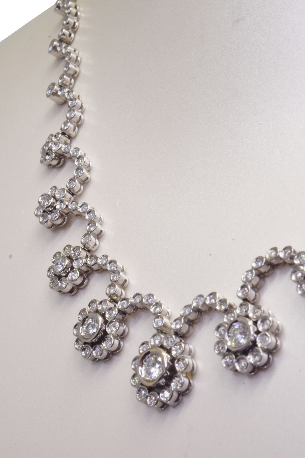 7.58 ct Diamond Flowers Motif 14k White Gold Necklace & Earrings Set