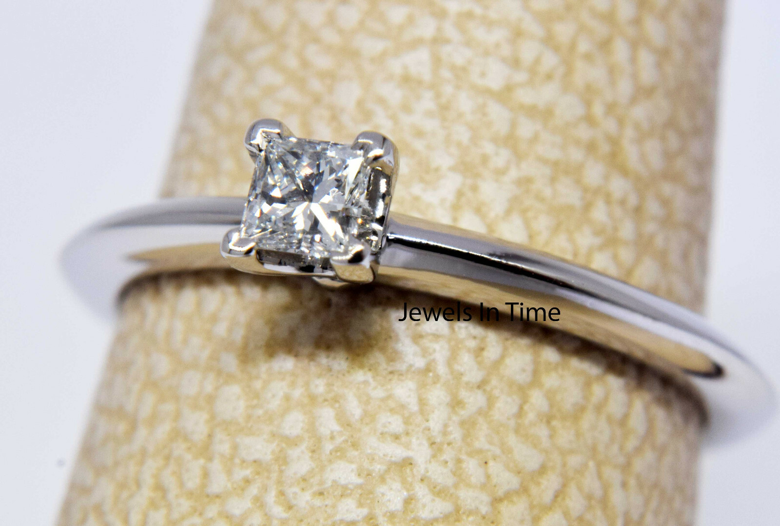 Tiffany & Co. 0.17 Carat Princess Cut Diamond & Platinum Ring & Box Size 6