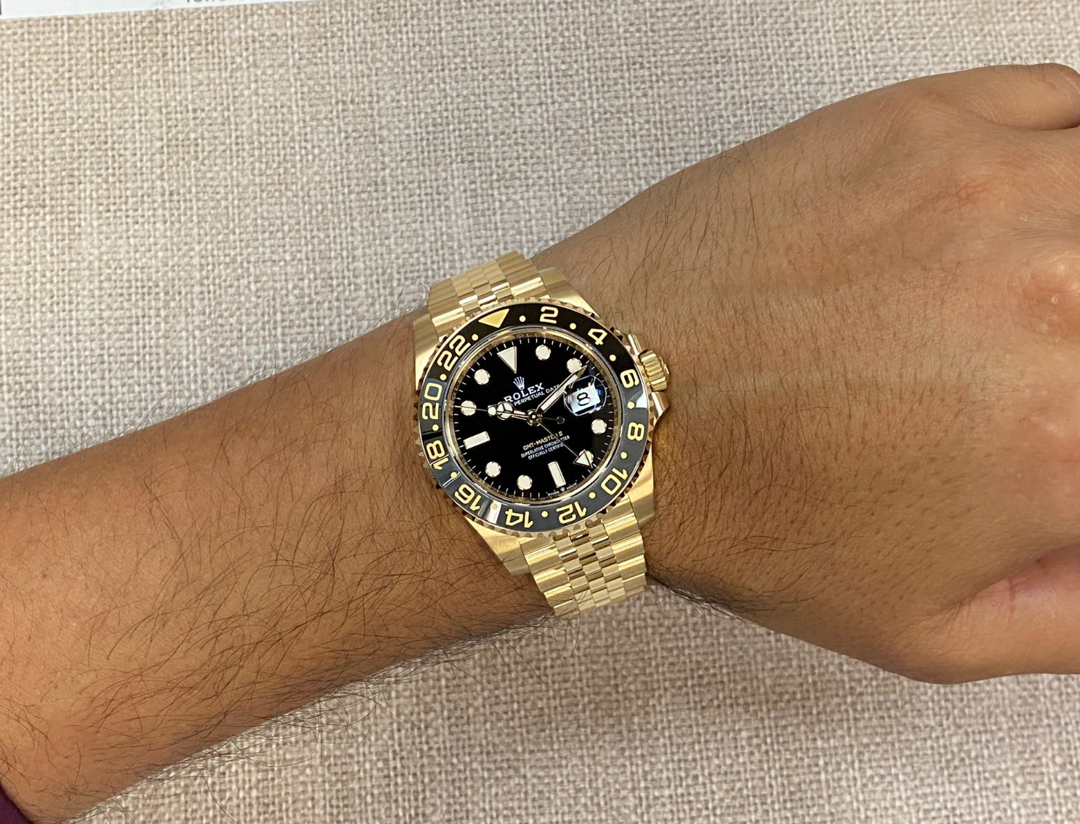 Rolex GMT-Master II 18k YG & Ceramic 40mm Jubilee Watch B/P '24 126718GRNR