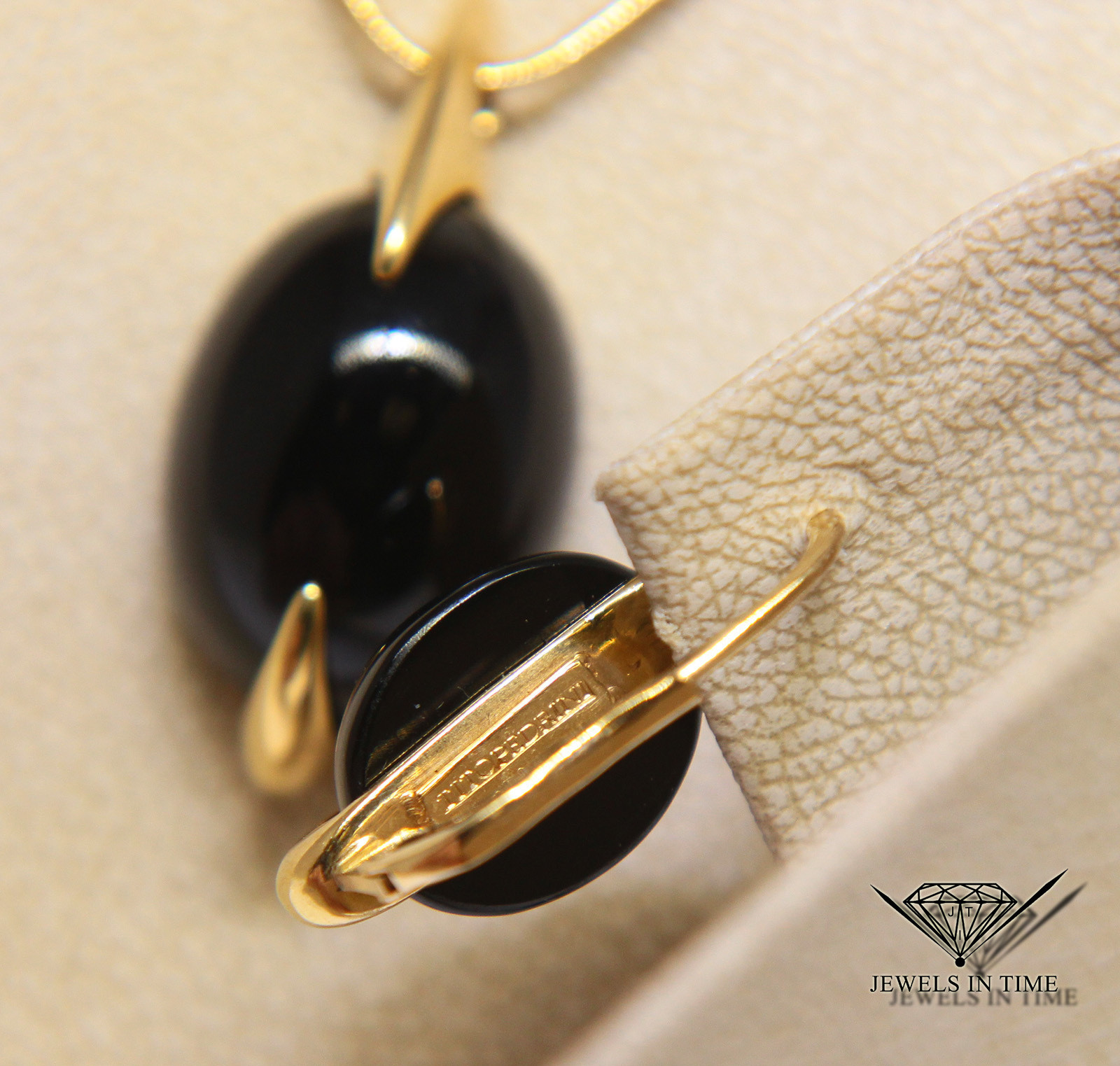 Tito Pedrini Black Onyx Gemstone in 18k Yellow Gold Necklace & Earrings Set