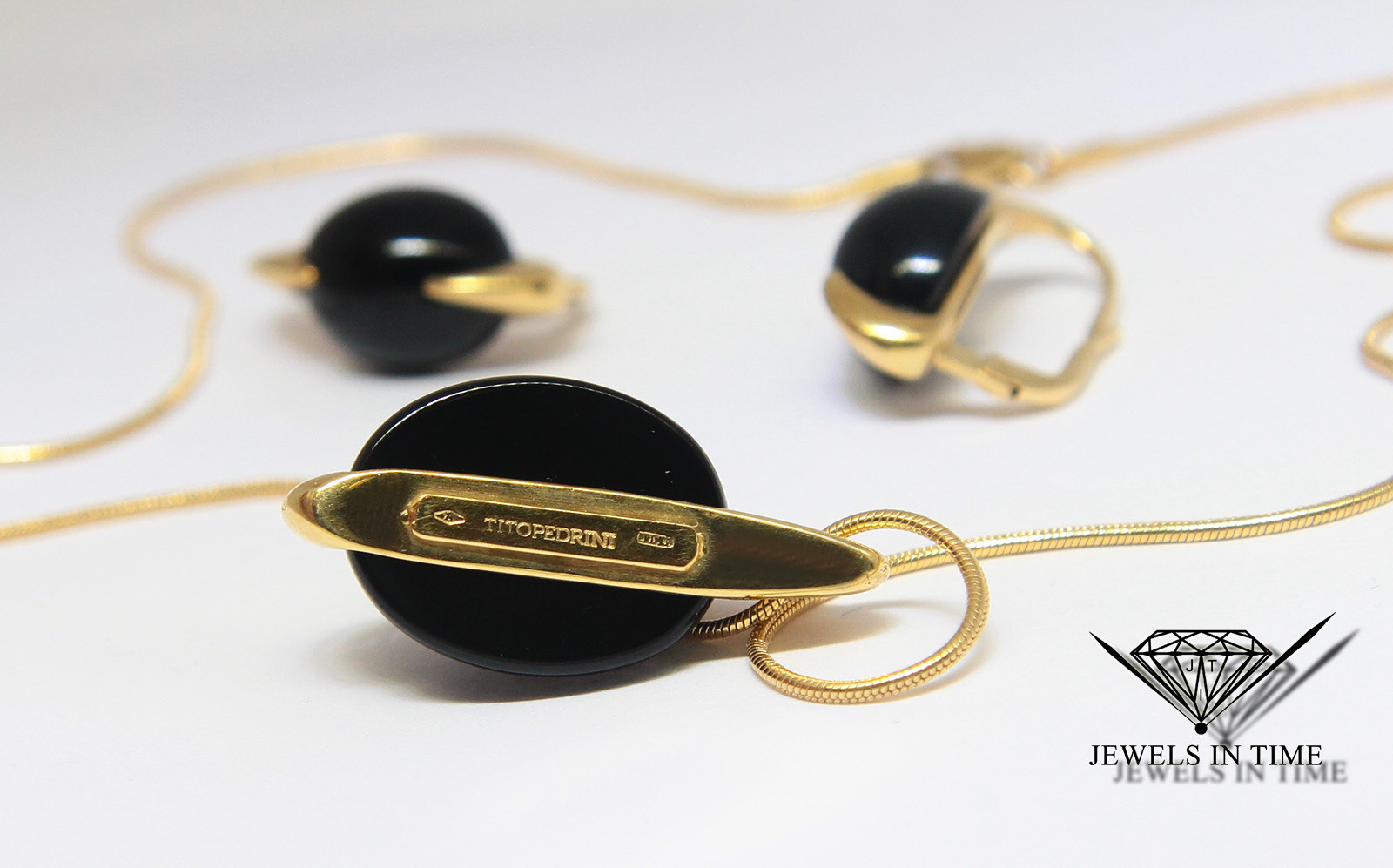 Tito Pedrini Black Onyx Gemstone in 18k Yellow Gold Necklace & Earrings Set