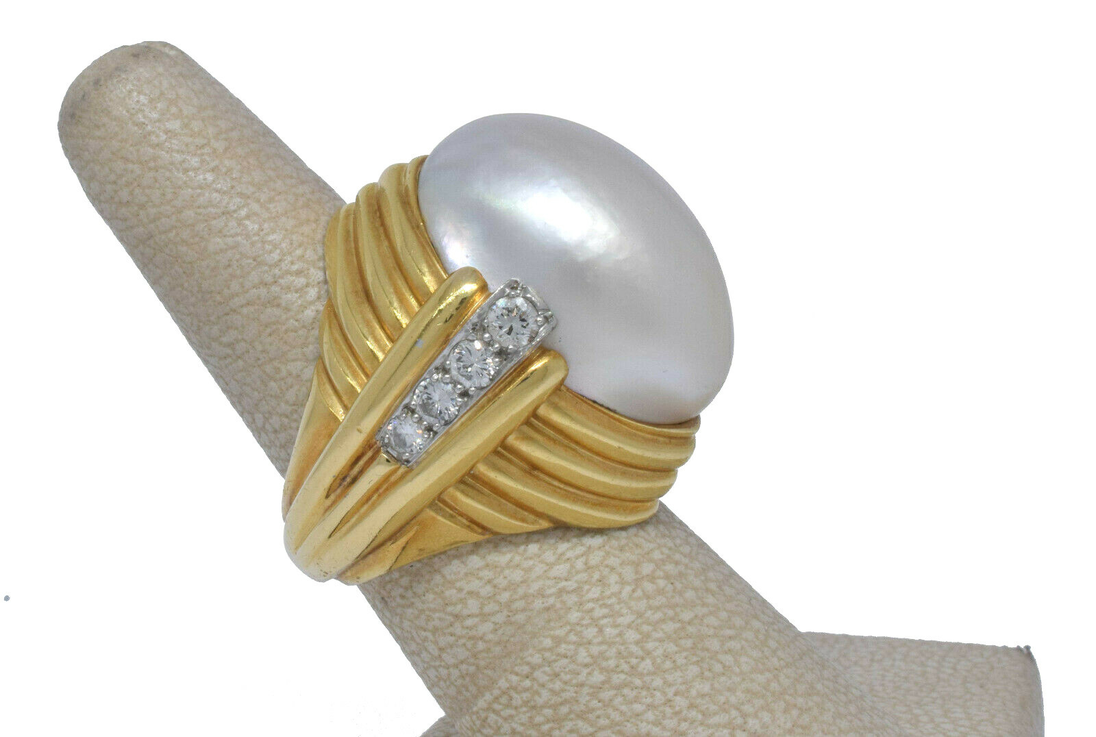 David Webb Mabe Pearl & Diamond 18k Yellow Gold Platinum Cocktail Ring 5.75 David Webb Mabe Pearl & Diamond 18k Yellow Gold Platinum Cocktail Ring 5.75