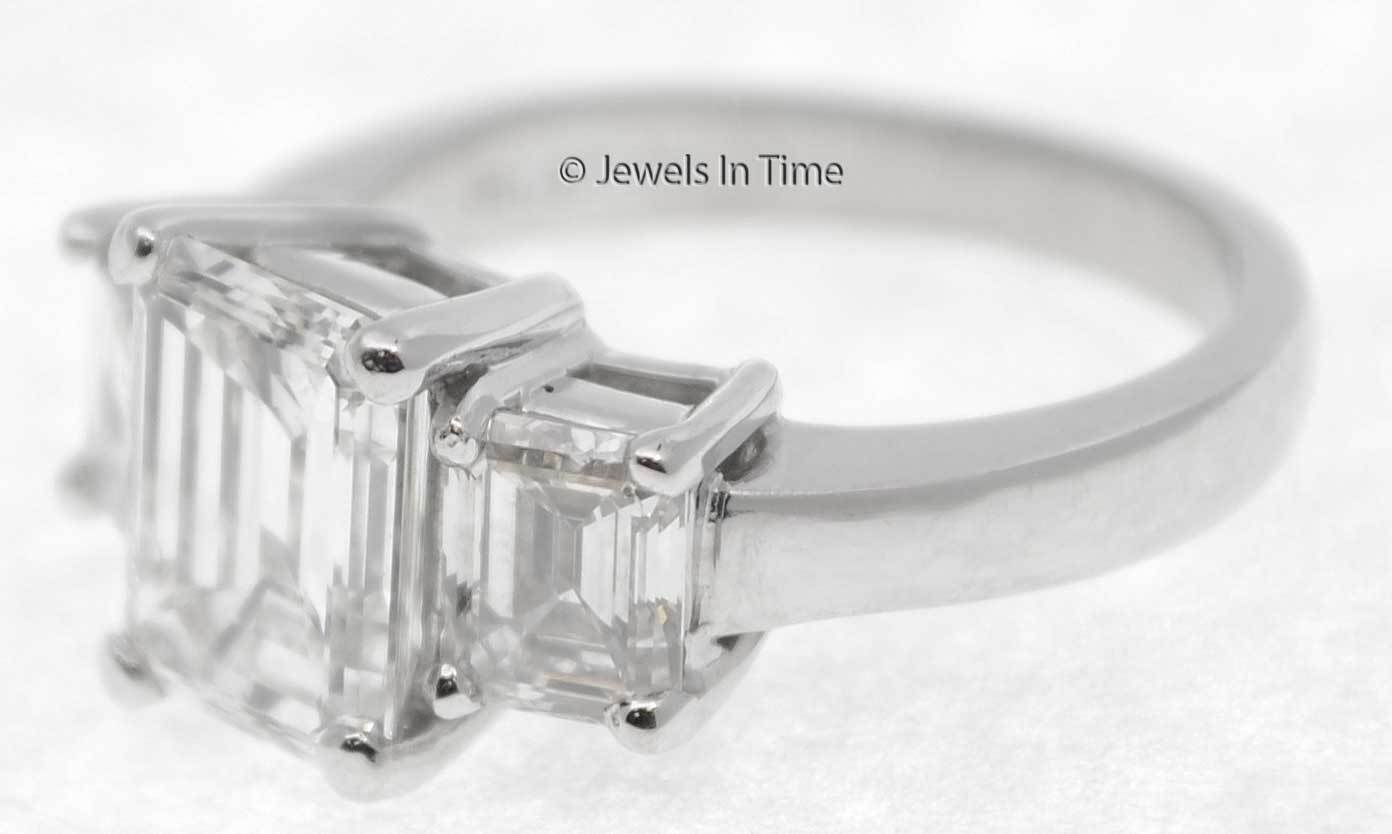 Diamond Ring Emerald Cut 2.21 Platinum Size 5 GIA Certificate Diamond Ring Emerald Cut 2.21 Platinum Size 5 GIA Certificate