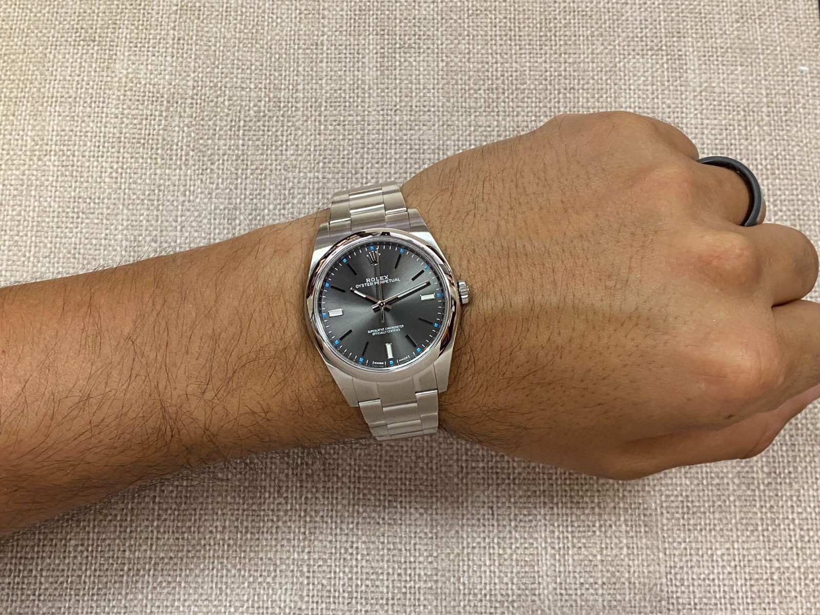 Rolex Oyster Perpetual 39 Steel Rhodium Dial Mens Watch Box/Papers '19 114300