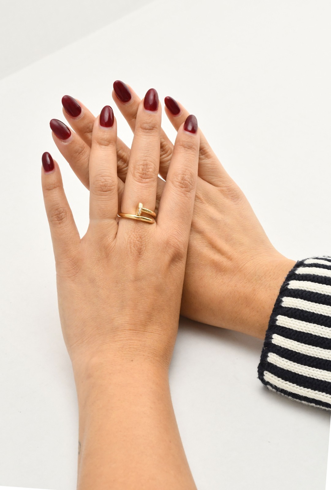 Cartier Juste Un Clou Ring 18k Yellow Gold Diamond Nail Size 52 B/P '22 B4216952 Cartier Juste Un Clou Ring 18k Yellow Gold Diamond Nail Size 52 B/P '22 B4216952