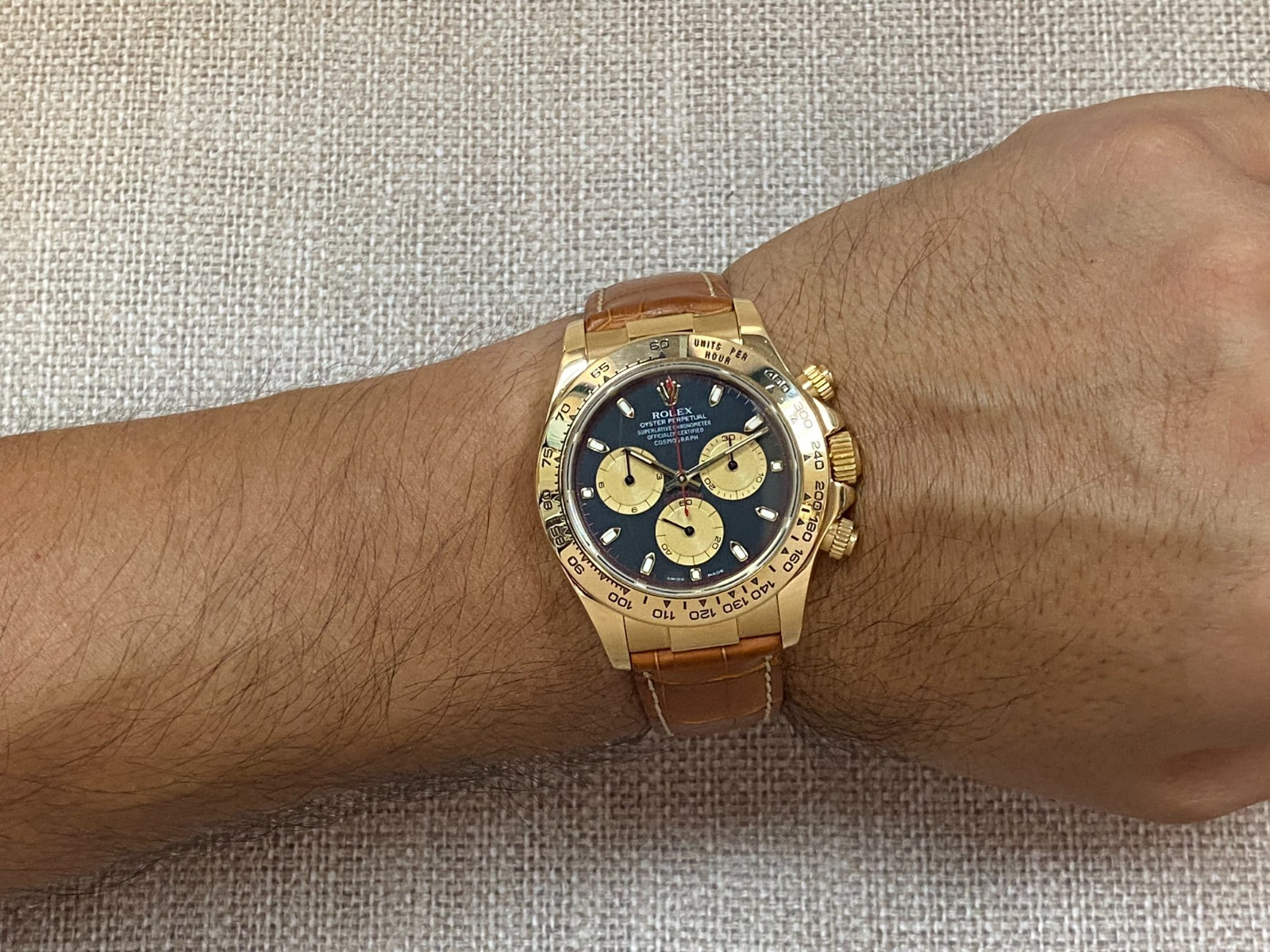 Rolex Daytona Chronograph Paul Newman 18k Yellow Gold 40mm Watch K 116518 Rolex Daytona Chronograph Paul Newman 18k Yellow Gold 40mm Watch K 116518