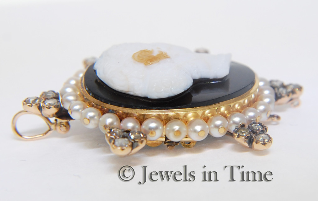Old Mine Cut Diamonds & Pearls 14k Yellow Gold Cameo Brooch