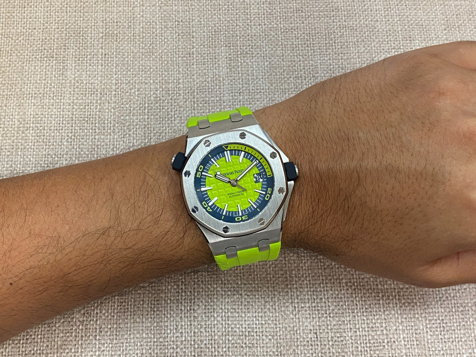Audemars Piguet Royal Oak Offshore Diver Steel Green Dial 42mm Watch 15710ST