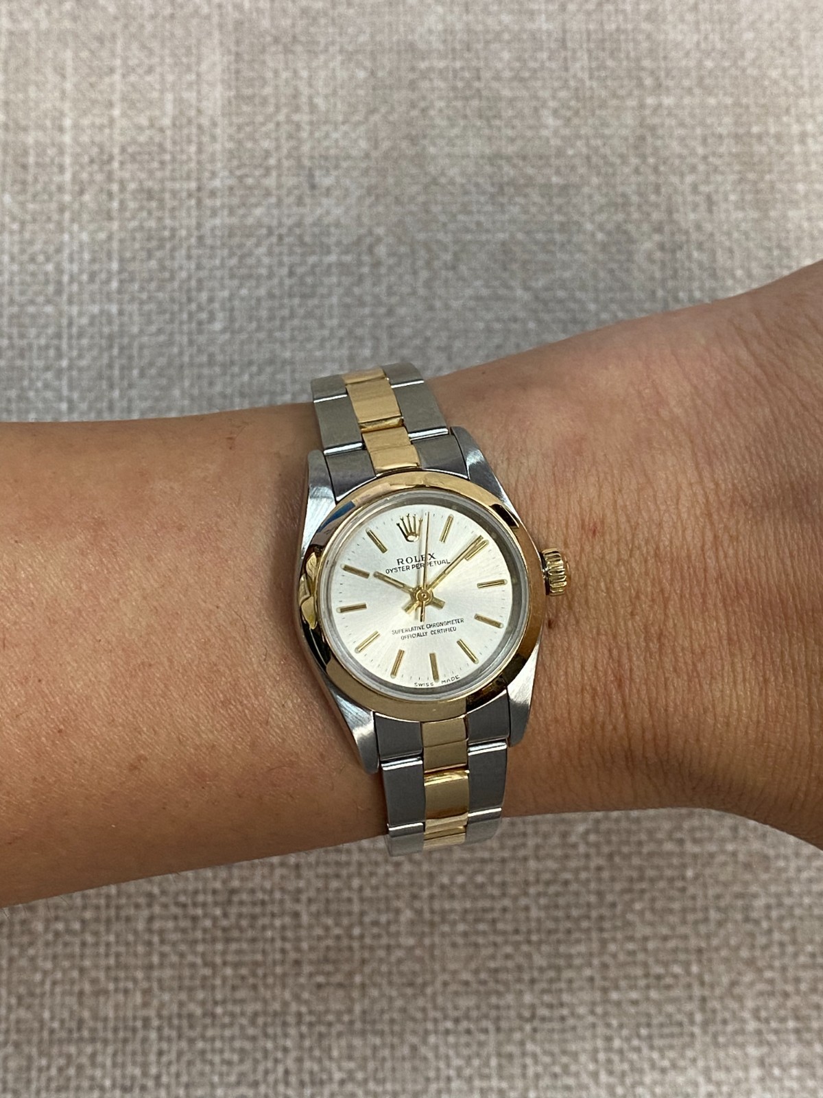 Rolex Oyster Perpetual 18k Yellow Gold/Steel Silver Dial 24mm Watch K 76183