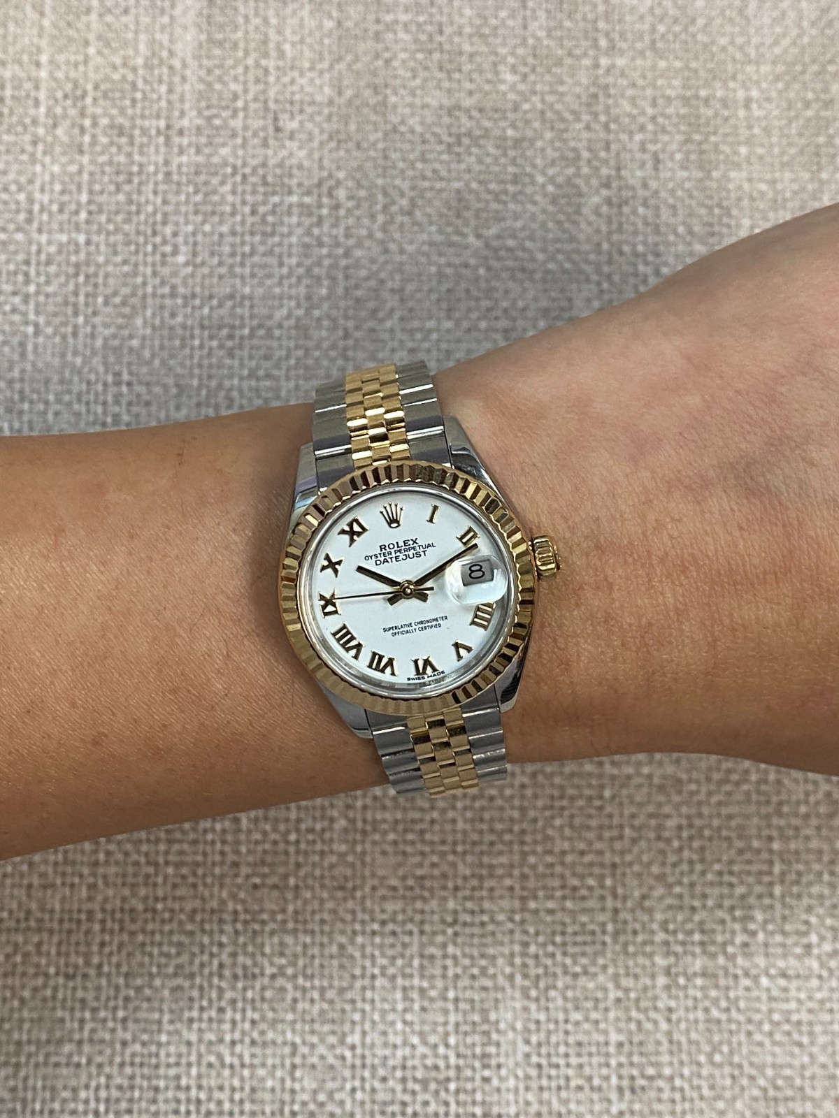 Rolex Datejust 28 18k Yellow Gold/Steel White Dial Ladies Watch '16+ 279173