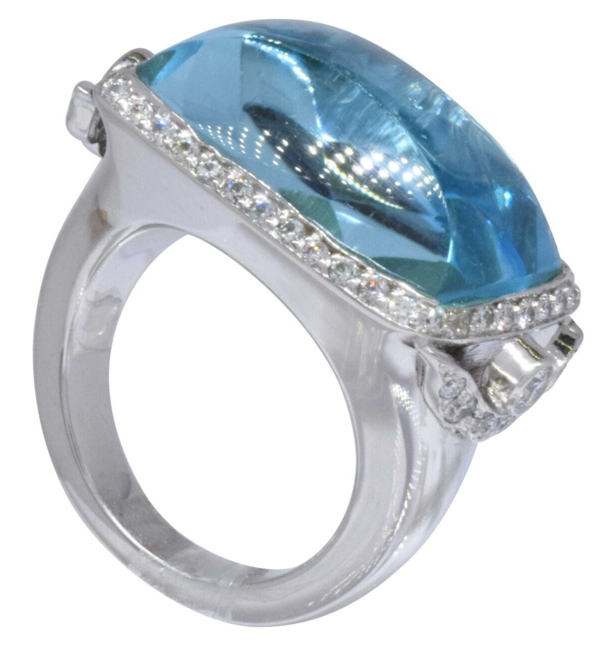 Ladies 18K White Gold 22.19ct Blue Topaz & Diamond Ring 6.25