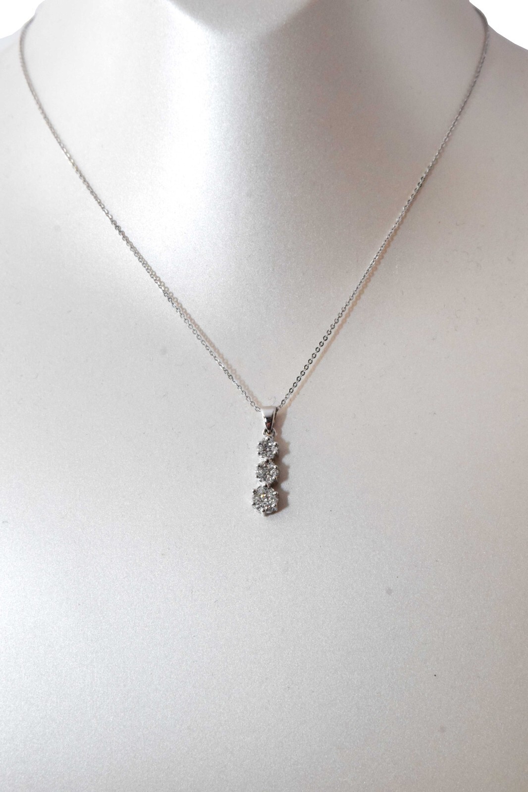 Ladies 14K White Gold 3 Diamond Cluster Necklace 16" 0.75ct