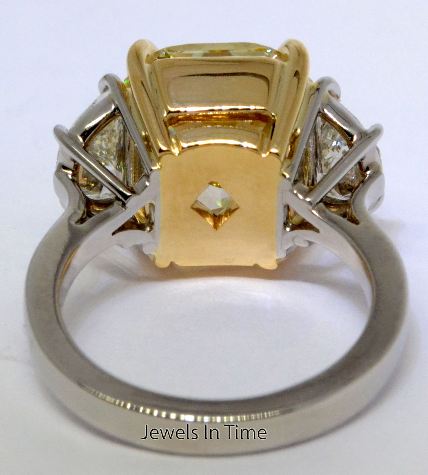 9.03 Carat Fancy Yellow Diamond Ring Platinum & 18k Gold GIA Certificate  Size 6