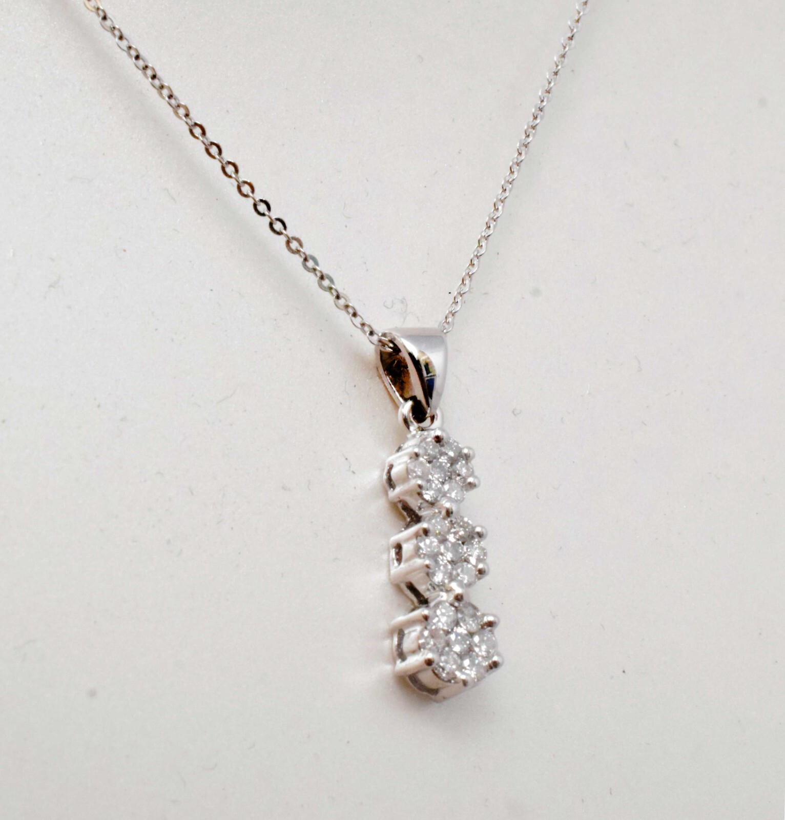 Ladies 14K White Gold 3 Diamond Cluster Necklace 16" 0.75ct