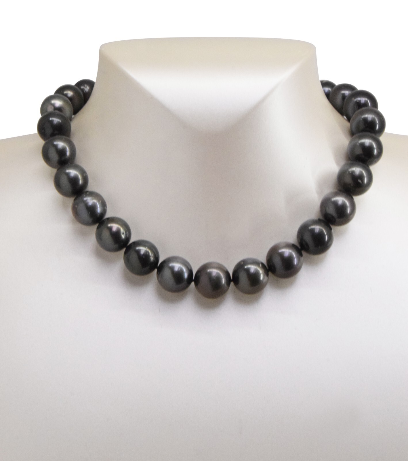 Black South Sea Tahitian Pearl Necklace 17" w/ White Gold Clasp & Earrings SET Black South Sea Tahitian Pearl Necklace 17" w/ White Gold Clasp & Earrings SET