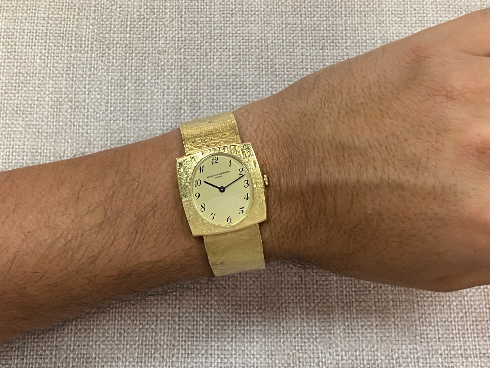 Vacheron Constantin Vintage Mens 18k Gold  Bracelet Watch Mechanical 7395