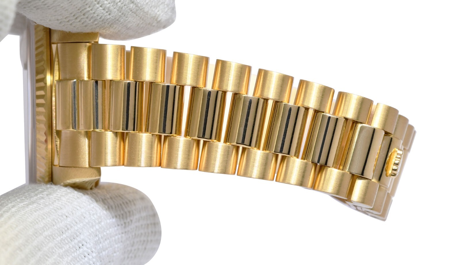 Rolex Day-Date 36 President 18k Yellow Gold Champagne Roman Dial Watch '86 18038 Rolex Day-Date 36 President 18k Yellow Gold Champagne Roman Dial Watch '86 18038