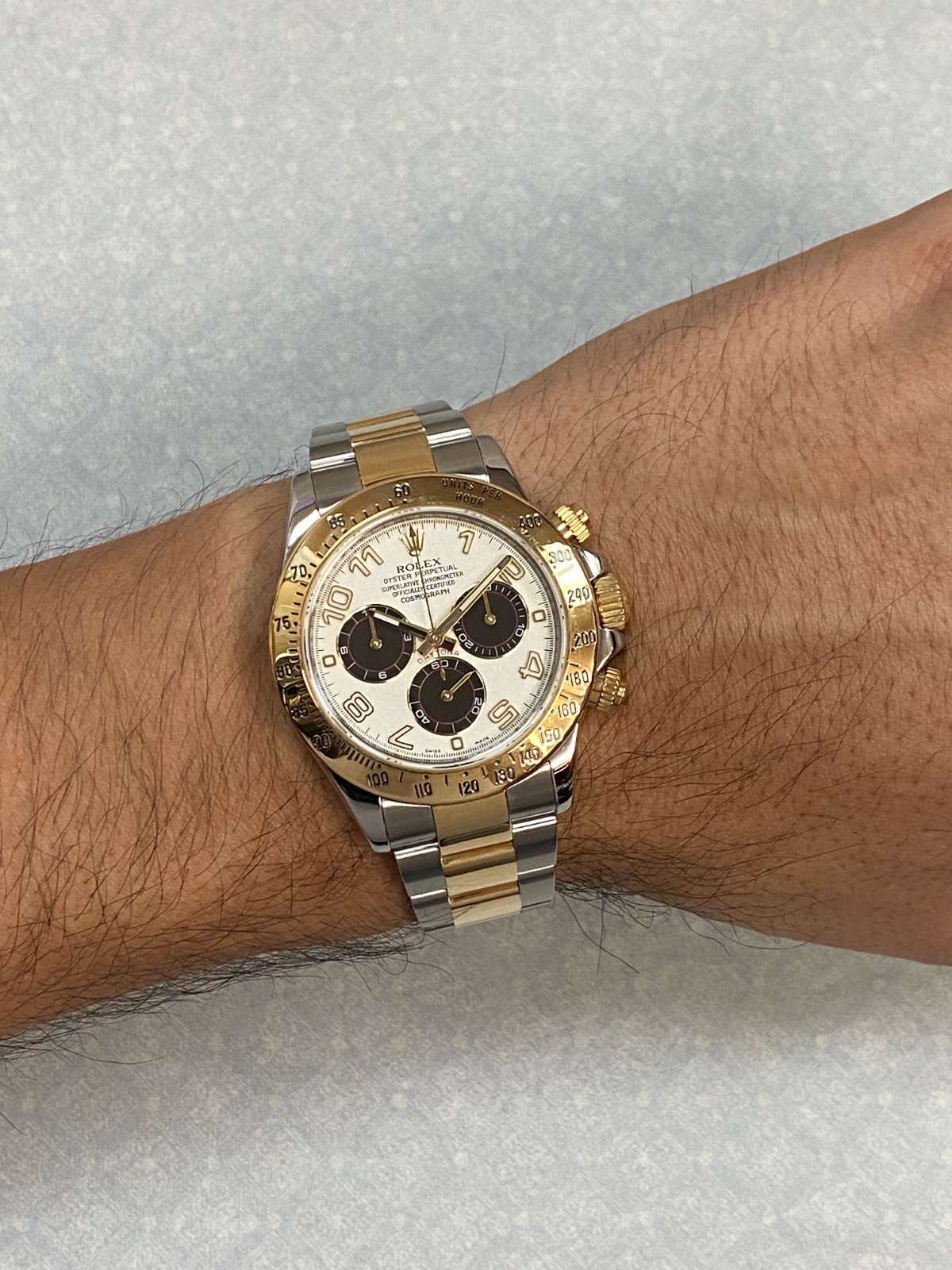 Rolex Daytona Chronograph 18k YG/SS Silver Dial Mens Watch Scrambled 116523
