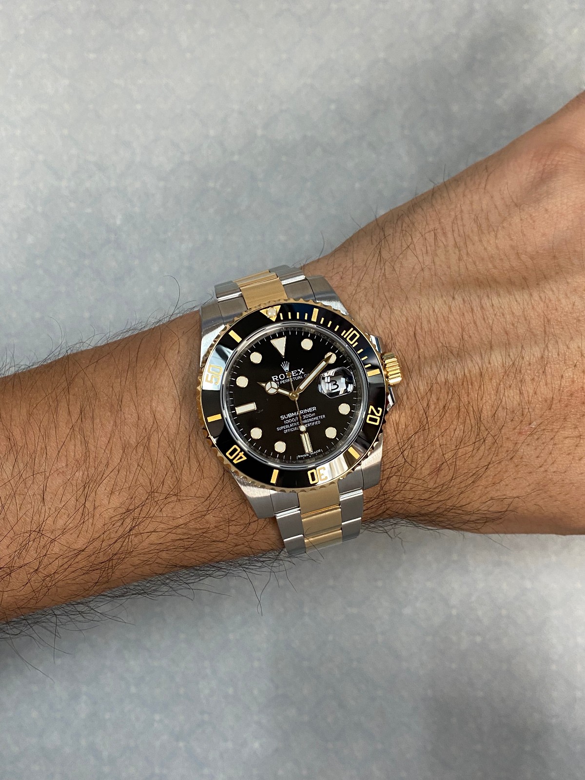 Rolex Submariner Date 18k Yellow Gold/Steel Ceramic Black Mens 40mm Watch 116613