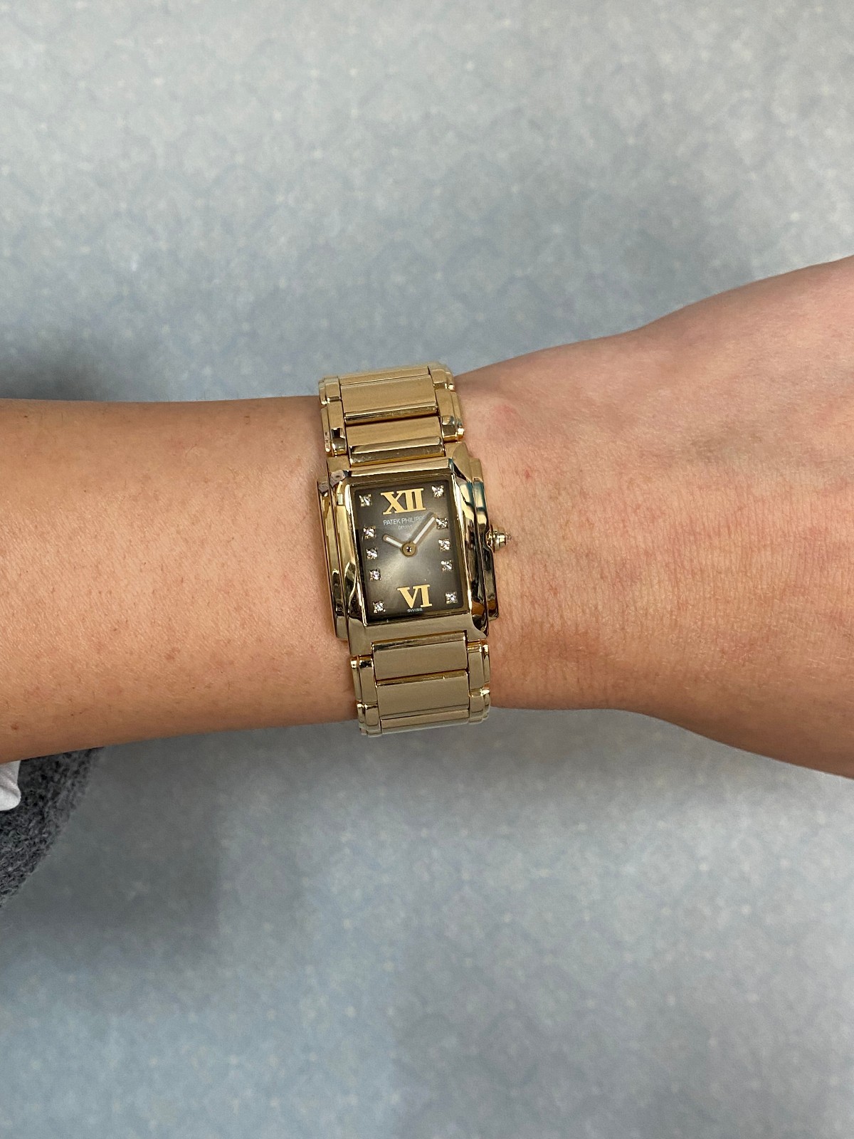 Patek Philippe Twenty~4 Yellow Gold & Diamond Dial Ladies Watch 24 4907/1J