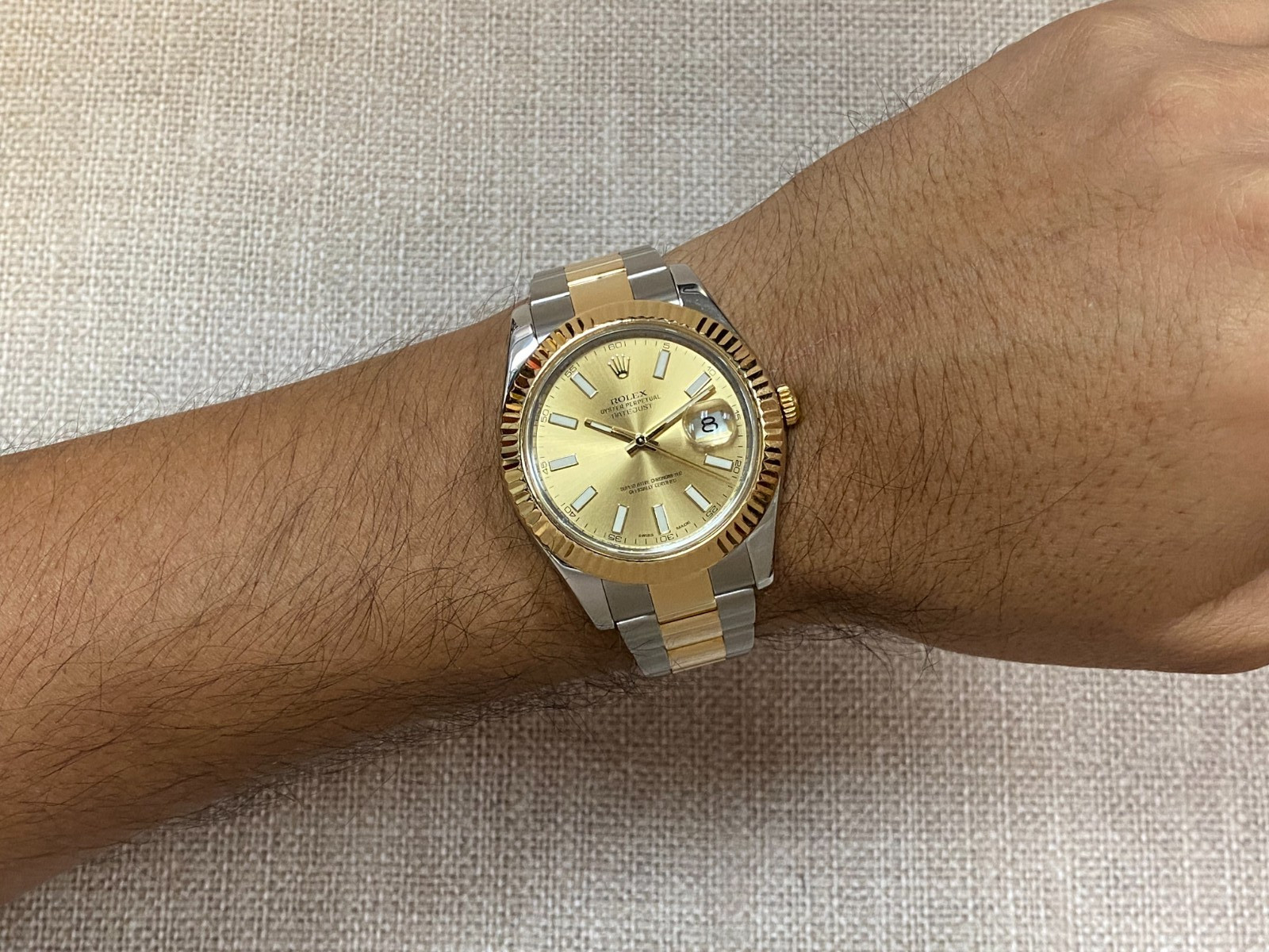 Rolex Datejust II 18k Yellow Gold/Steel Champagne Dial Mens 41mm Watch 116333