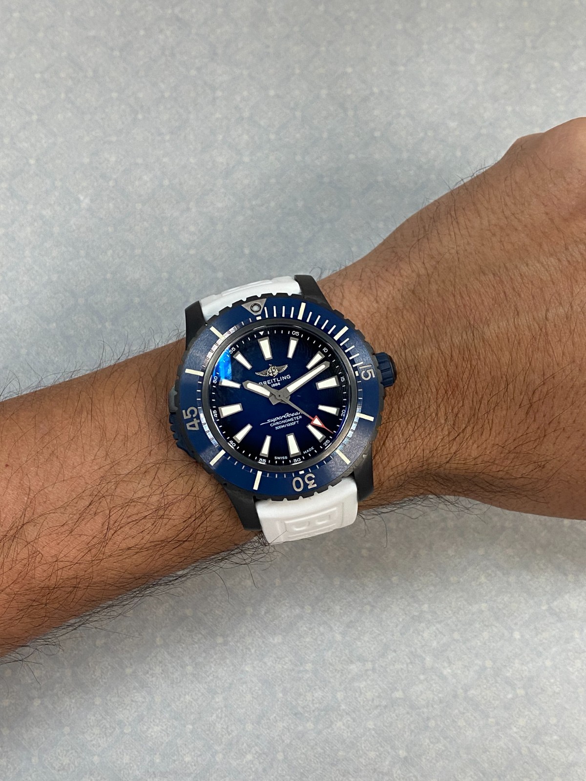 Breitling Superocean Automatic 48 DLC-Titanium Blue Dial Mens Watch B/P V17369