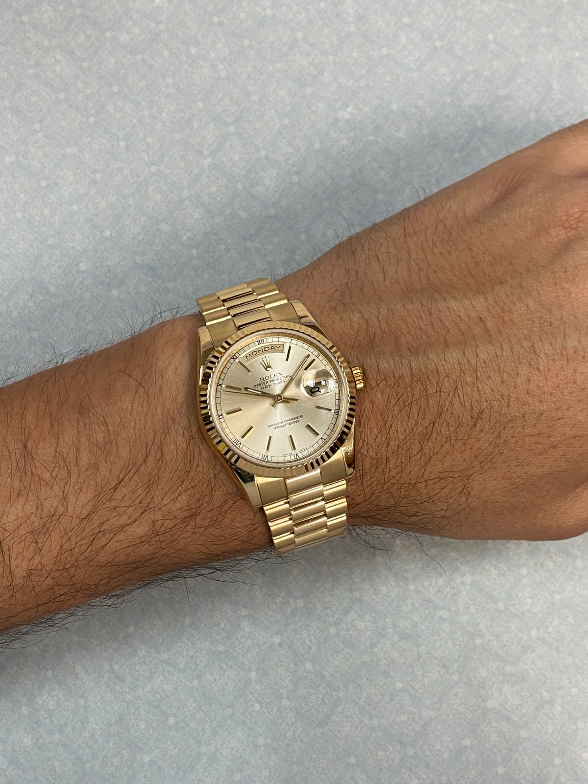 Rolex Day-Date President 18k Yellow Gold Sundust Dial 36mm Watch Y 118238