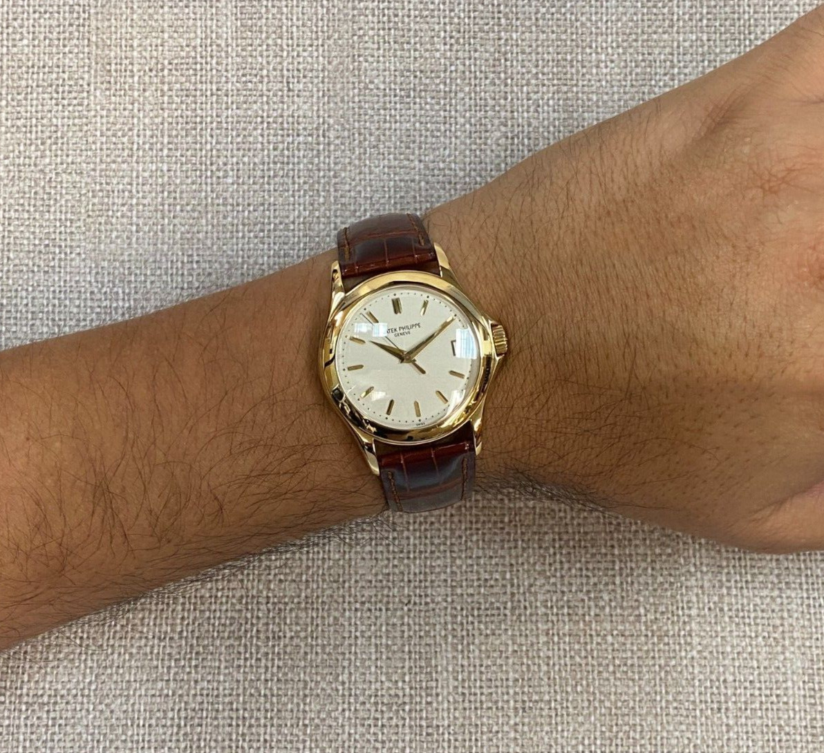 Patek Philippe Calatrava 5107 18k Yellow Gold Mens 37mm Automatic Watch 5107J
