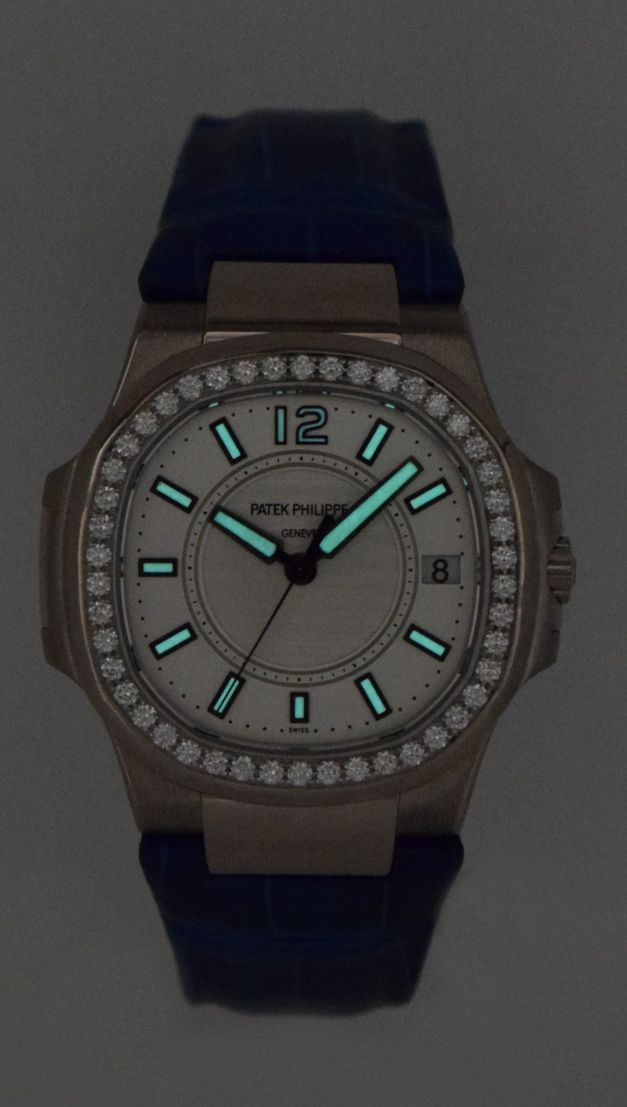 Patek Philippe Nautilus 7010 18k White Gold & Diamond Silver Ladies Watch 7010G