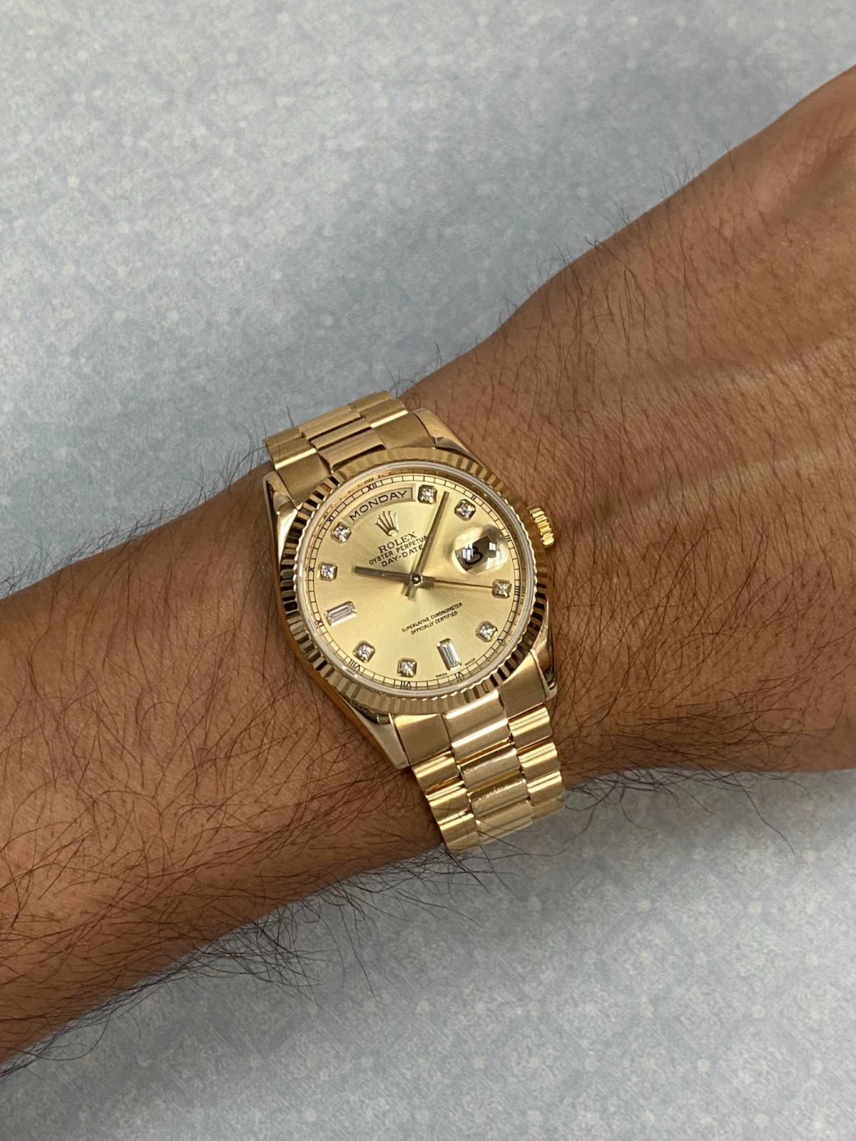 Rolex Day-Date President Yellow Gold Champagne Diamond Dial 36mm Watch Z 118238