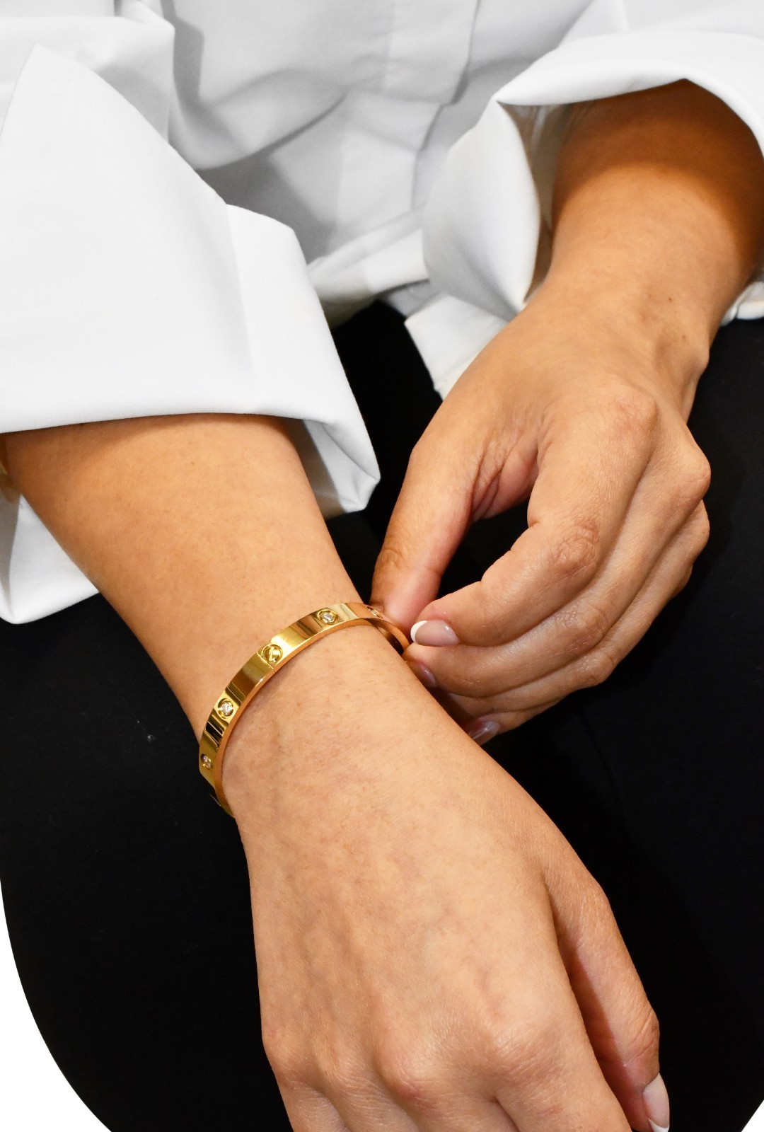 Cartier Love Bracelet 10 Diamond 18k Yellow Gold Size 19 B/P 2020 B6070319 Cartier Love Bracelet 10 Diamond 18k Yellow Gold Size 19 B/P 2020 B6070319