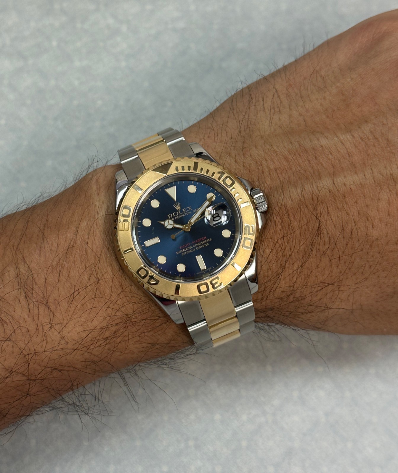 Rolex Yacht-Master 18k Yellow Gold/Steel Blue Dial 40mm Watch F 16623