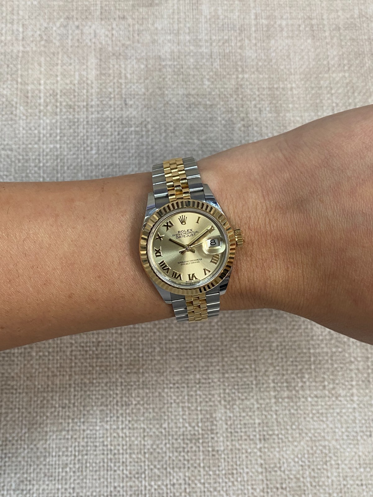 Rolex Datejust 28 18k Yellow Gold/Steel Champagne Ladies Watch +Card '19 279173