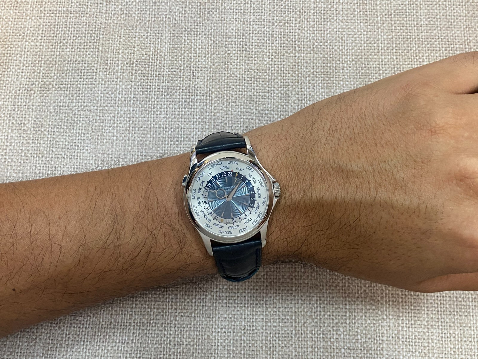 Patek Philippe World Time 5130 Platinum Complications Mens 39.5mm Watch 5130P