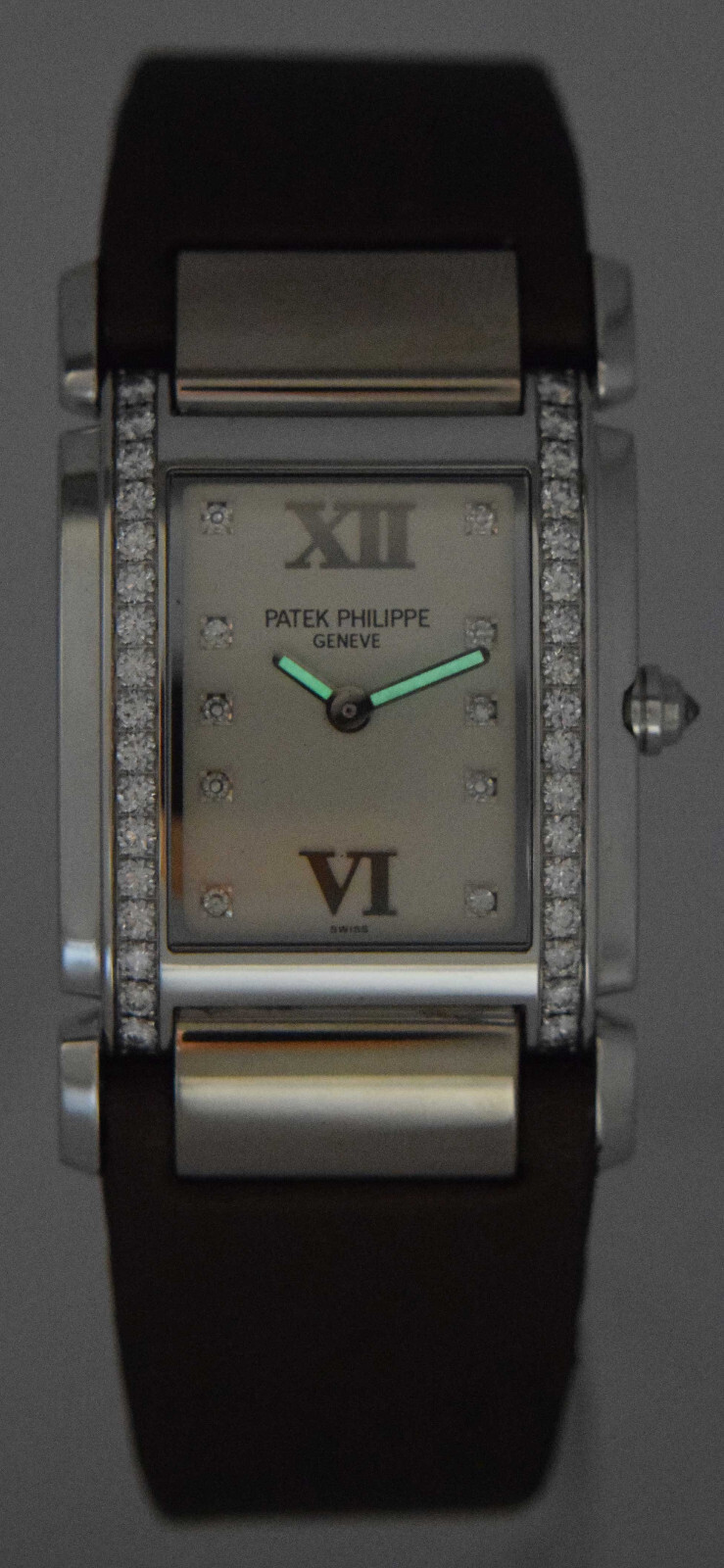 Patek Philippe Twenty~4 18k White Gold Diamond Ladies Watch 24 B/P '02 4920G-010