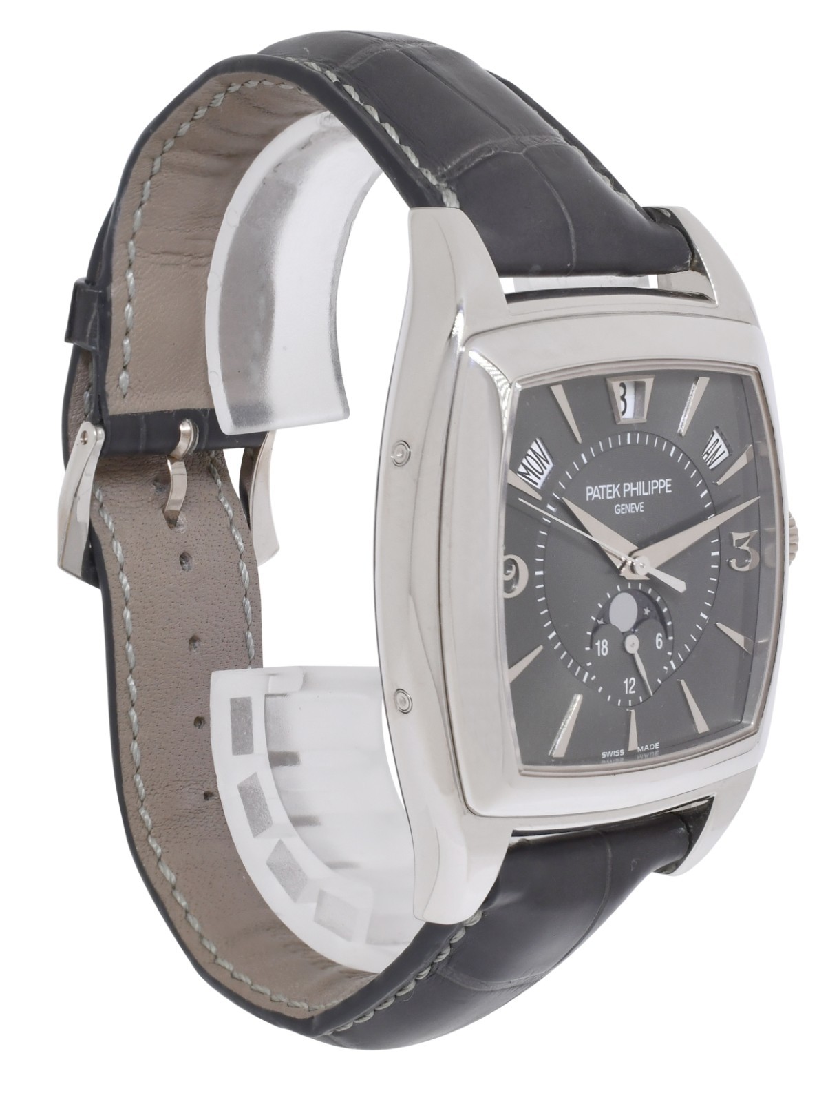 Patek Philippe Gondolo Calendario 18k White Gold Mens Automatic Watch 5135G